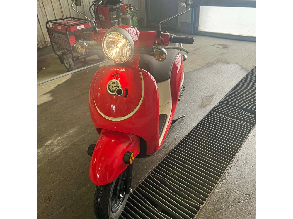 Honda Giorno Démo 2025 alt