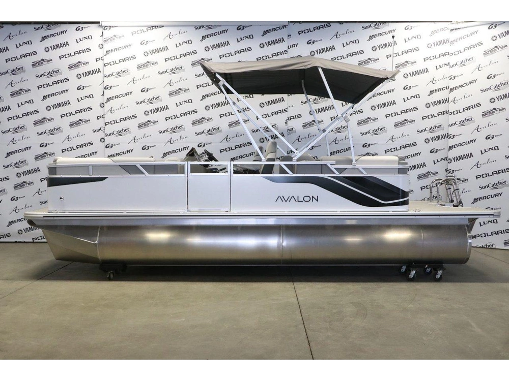 2026 Avalon Venture 2180 Quad Lounger + Yamaha 70 Hp alt