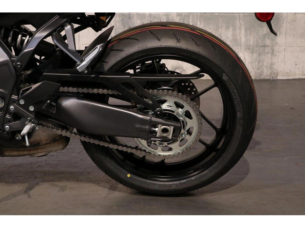 2025 Yamaha Mt-09 alt