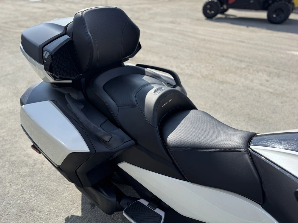 Can-am Rt Limited 2026 alt