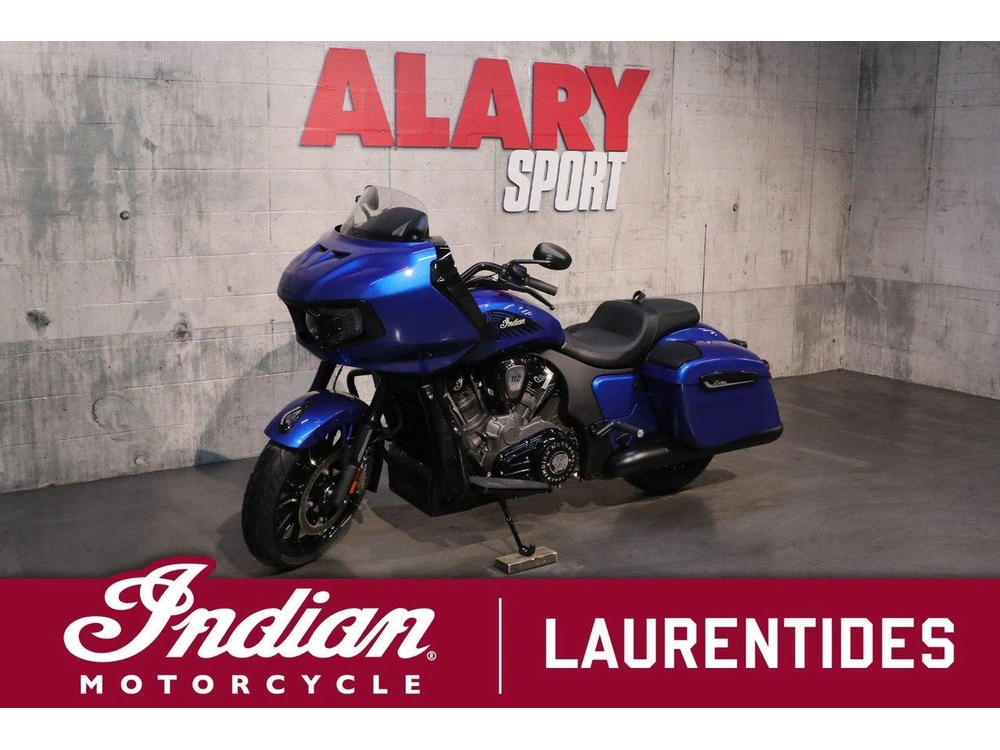 Indian Motorcycle Challenger Dark Horse +112 & Powerband Audio 2026 alt