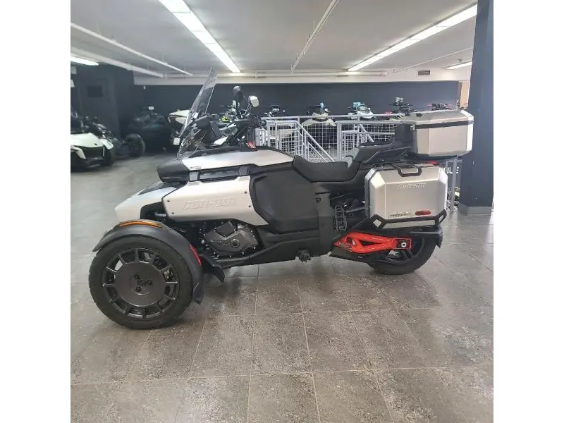 Can-Am Canyon XT 2025