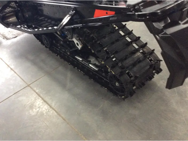 Polaris Indy 850 VR1 Boost 137 S23TDV8MS 2023