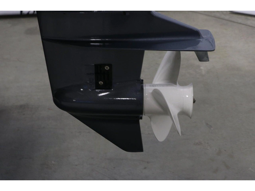 Lund Ssv-16 + Yamaha 25 Hp & Remorque 2025 alt
