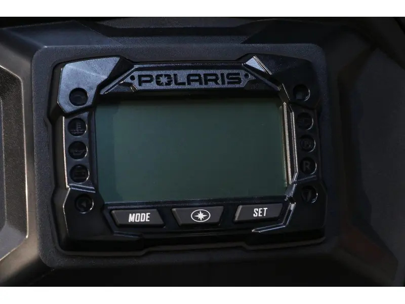 2023 Polaris PROSTAR S4 INDY XC 137 SNOWCHECK DEMO ENR.
