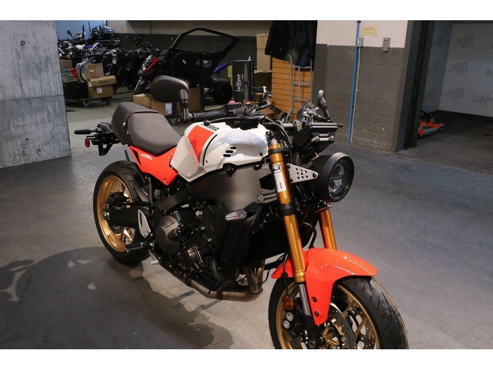 2025 Yamaha Xsr900 alt