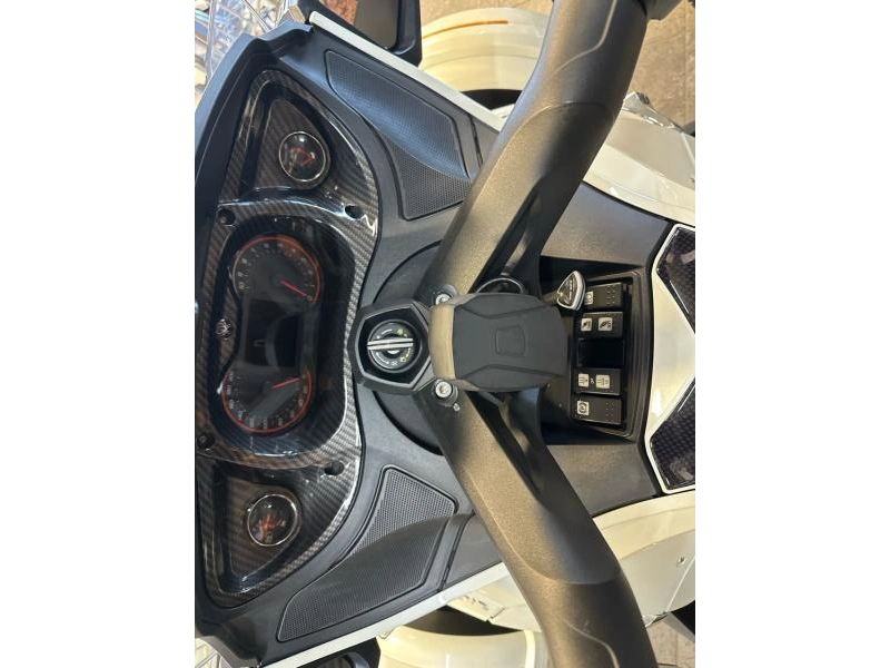 2015 Can-am Spyder Rt Ltd Se6 Blanc alt