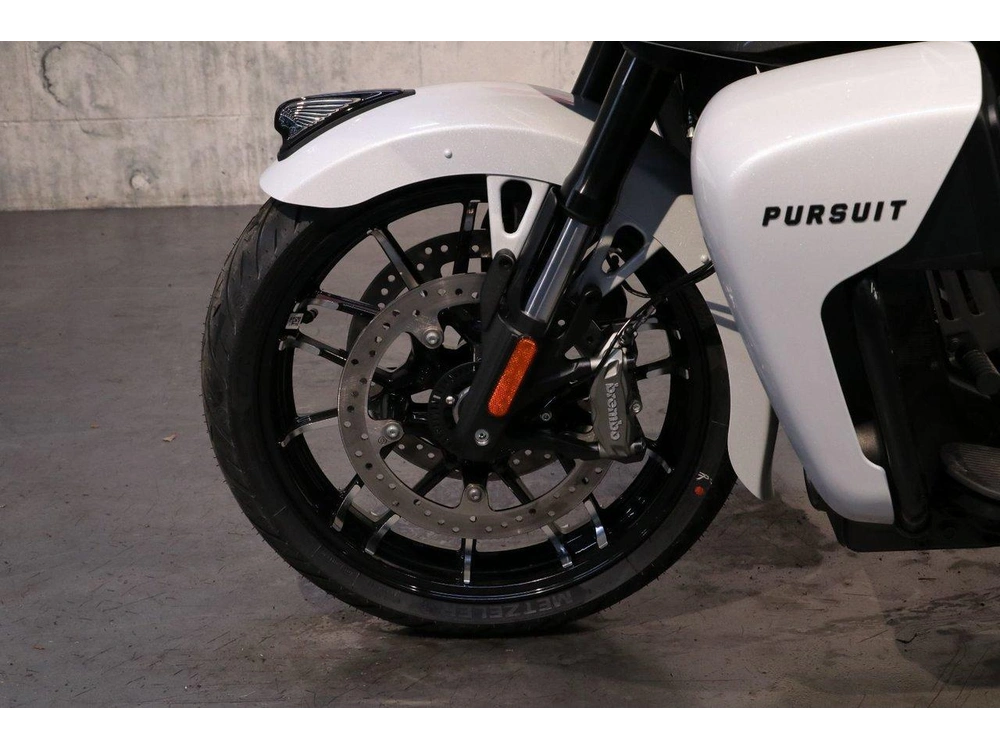 2026 Indian Motorcycle Indian Pursuit Dark Horse 112 & Powerband Audio alt