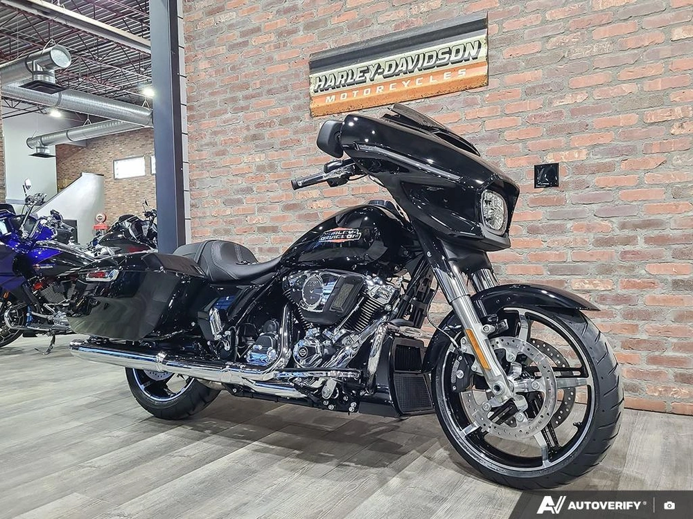 2026 Harley-davidson Street Glide alt