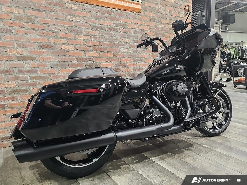 2026 Harley-davidson Road Glide alt