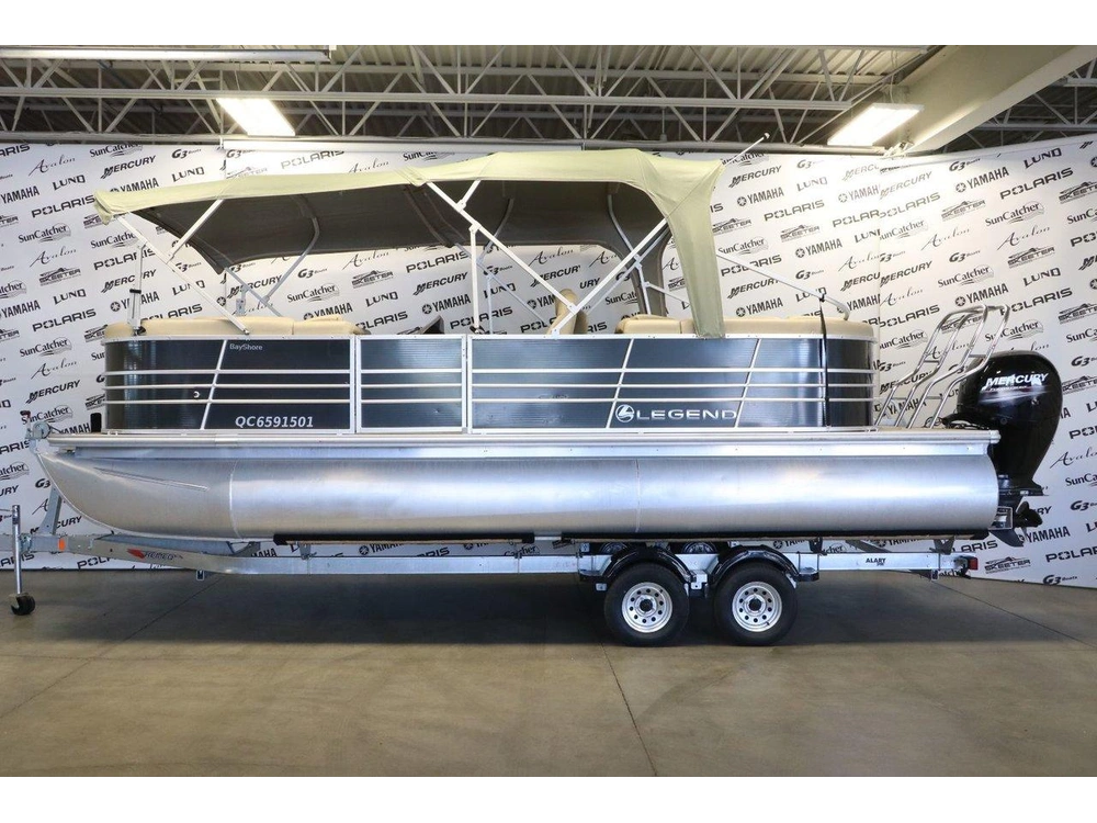 Legend Bayshore Ls + Mercury 150 Hp 2019 alt