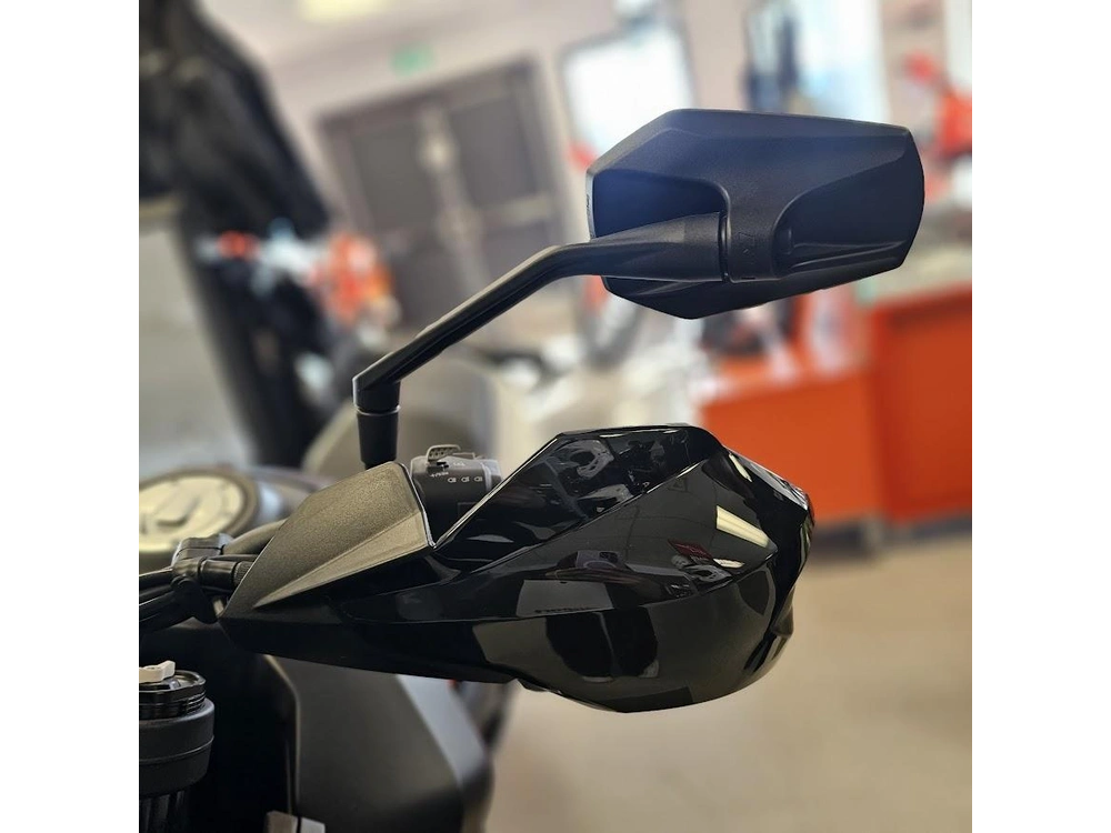 2024 Ktm 890 Smt alt