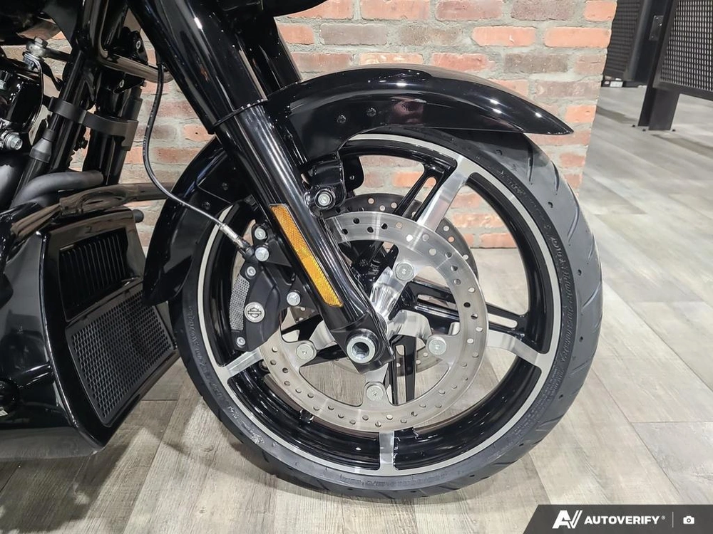 2026 Harley-davidson Road Glide alt