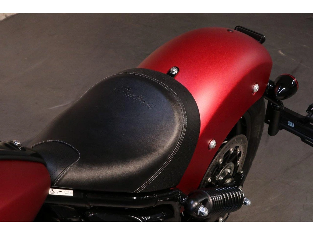 2025 Indian Motorcycle Chief Dark Horse alt