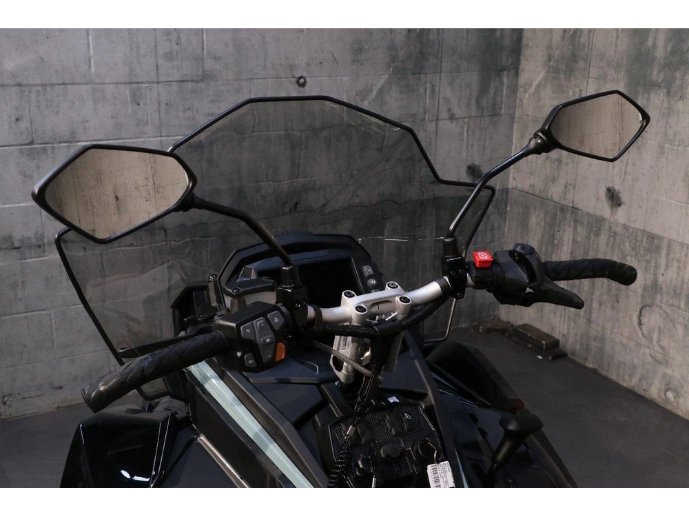 2026 Polaris Polaris Prostar S4 Titan Adventure Ultimate 155 1.5 alt