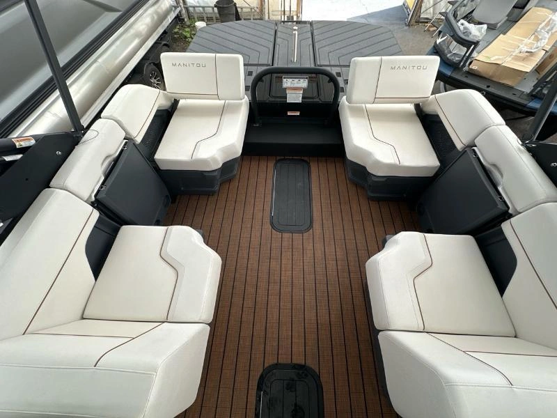 Manitou 24 Explore Navigator Stealthde 2025 alt
