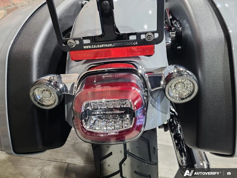 2026 Harley-davidson Low Rider St alt