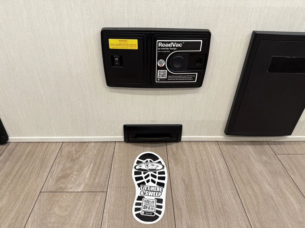 Arctic Wolf 285opt 2026 alt