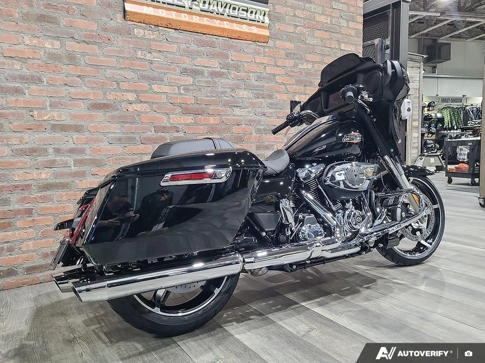 2026 Harley-davidson Street Glide alt