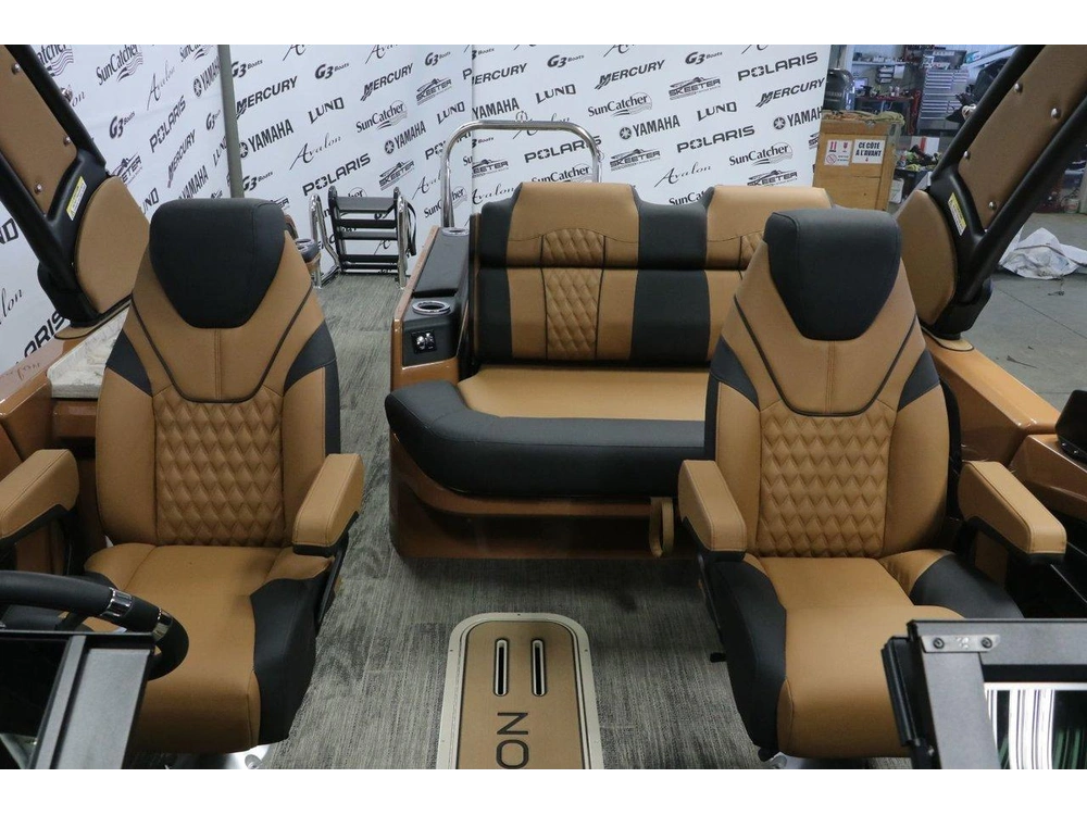 2026 Avalon Avalon Excalibur Ltd 2785 Vrbw + Mercury Verado 425 Hp alt