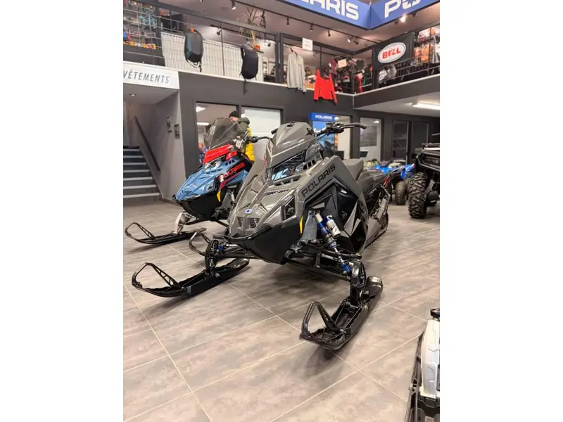 Polaris 850 INDY VR1 137 2025