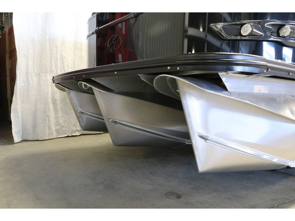 2023 Avalon Catalina Platinum 2585 Entertainer Funship + Mercury 200 Hp alt