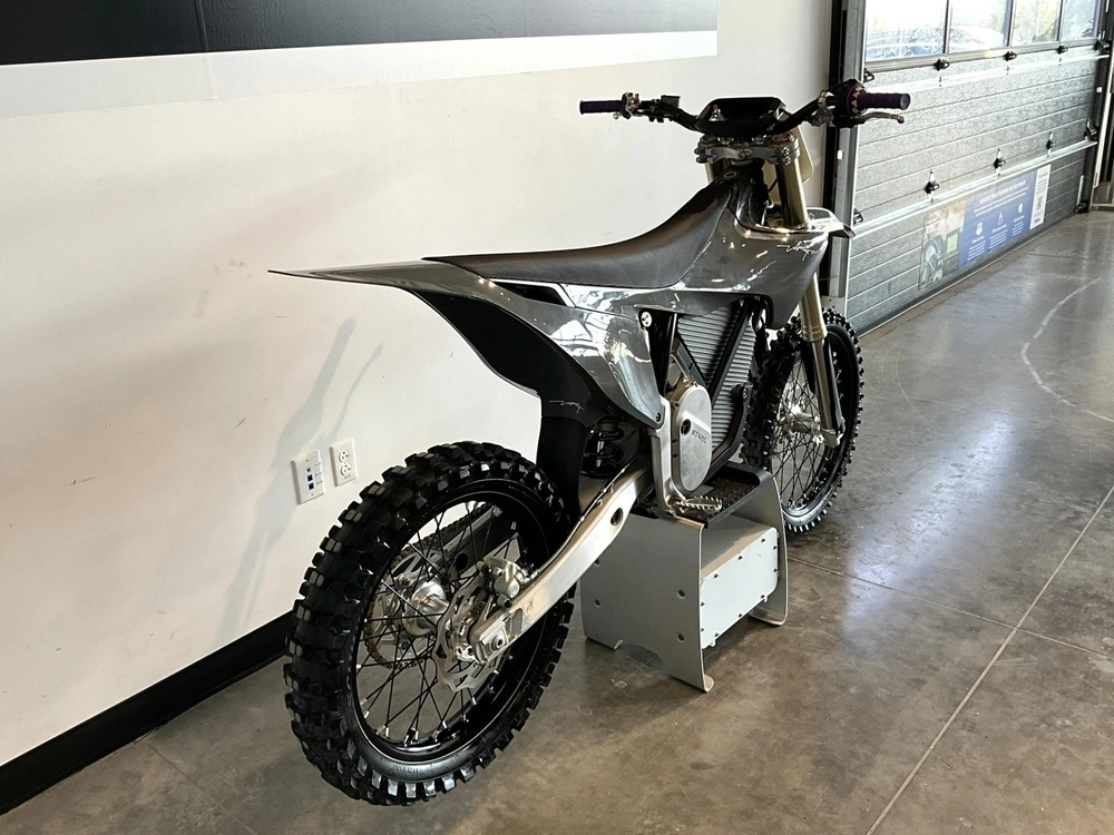 Stark Future Mx 1.0 2023 alt