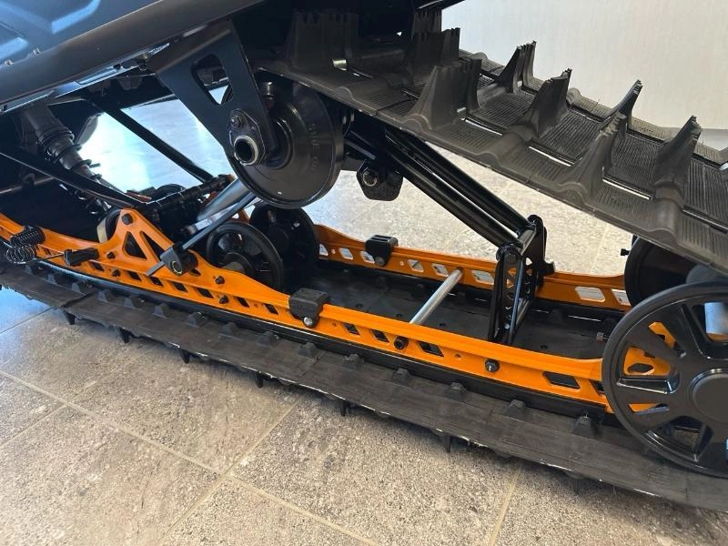 Ski-doo Backcountry Adrenaline (39'') 850 E-tec Powdermax 2.0'' E.s. 2026 alt