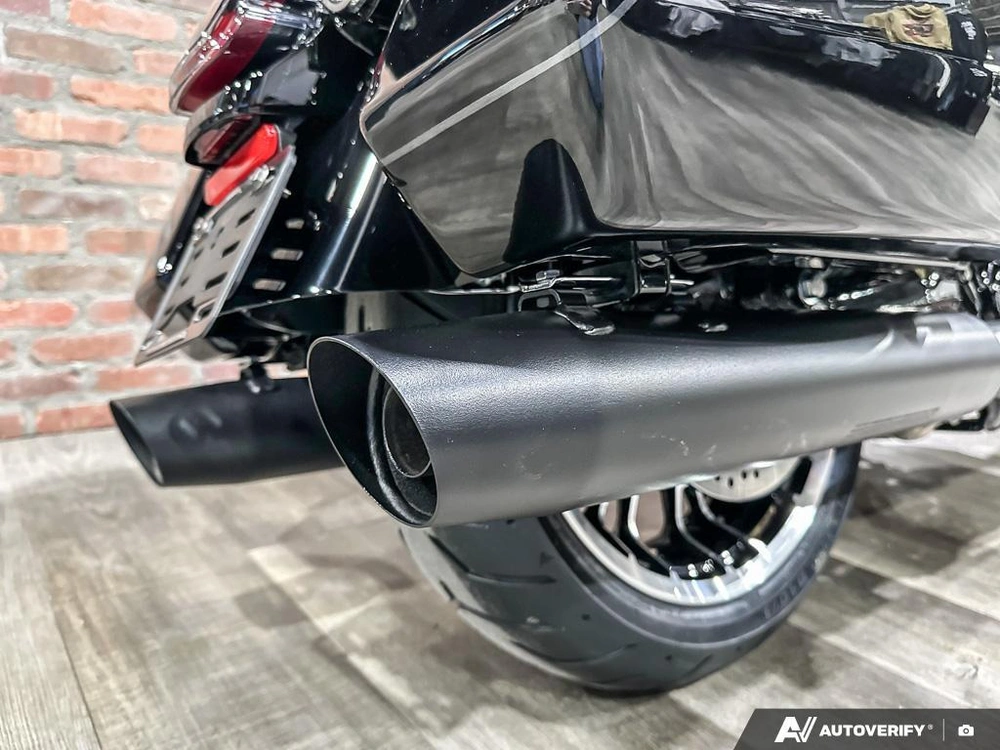 2026 Harley-davidson Street Glide Limited alt