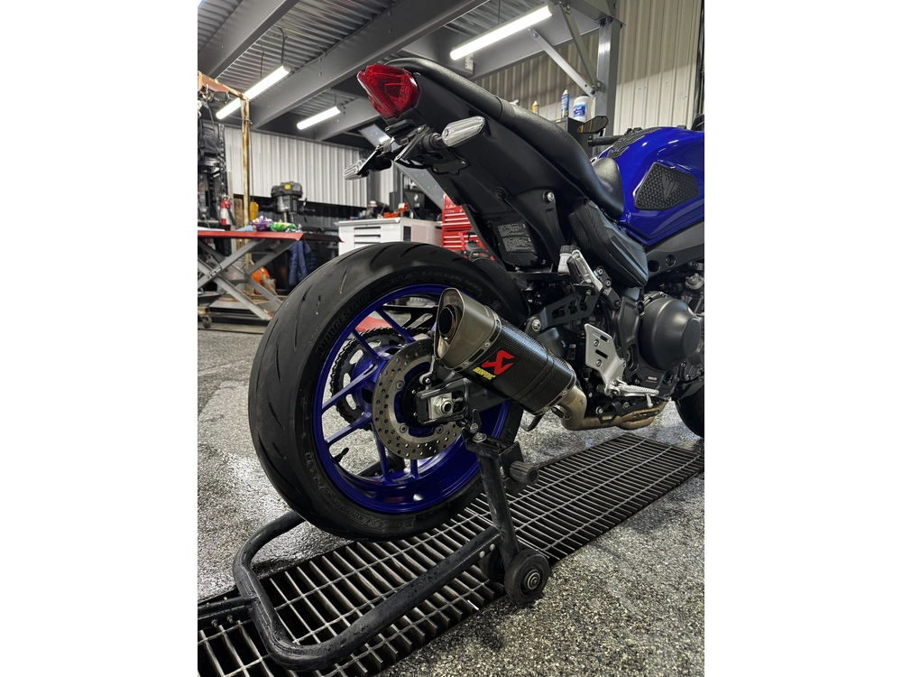 2022 Yamaha Mt-09 alt