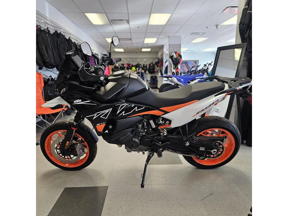2024 Ktm 890 Smt alt