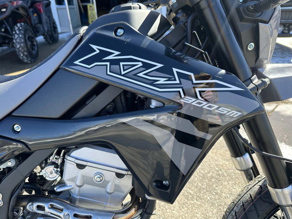 2026 Kawasaki Klx 300sm alt