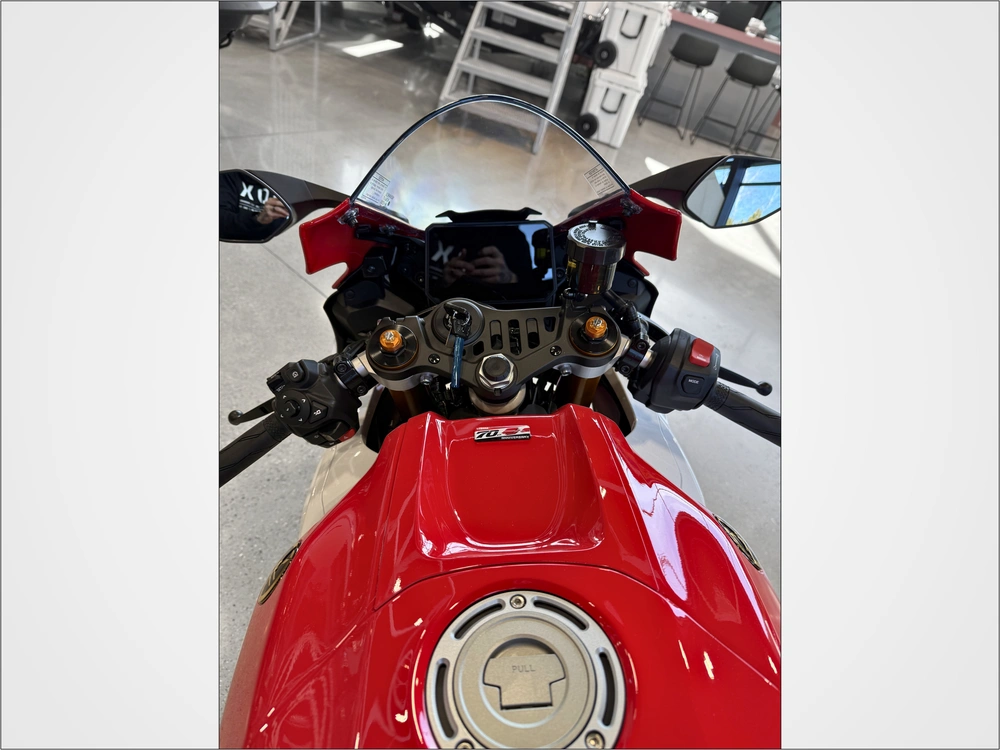 2026 Yamaha Yzf-r7 70th Anniversary alt