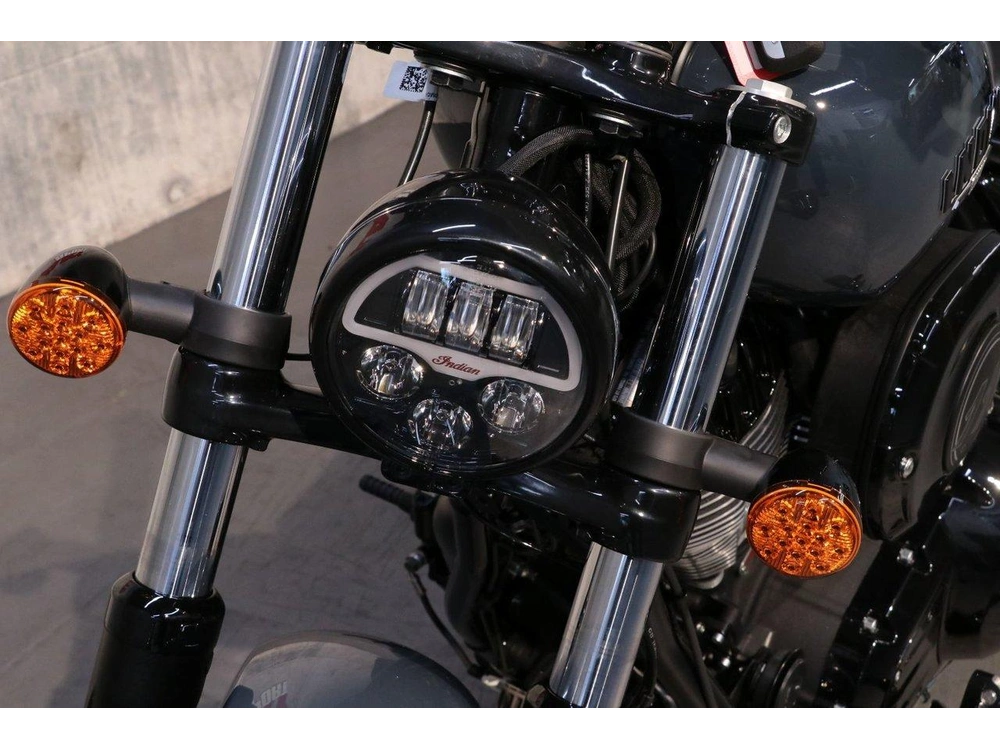 2025 Indian Motorcycle Chief Dark Horse alt