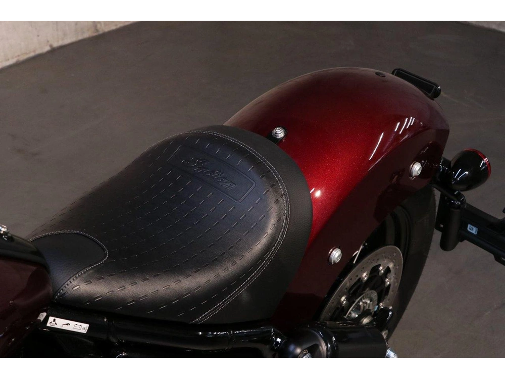 2025 Indian Motorcycle Chief Bobber Dark Horse alt