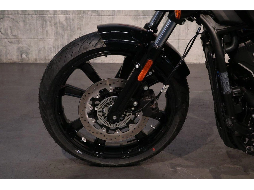 2025 Indian Motorcycle Indian Sport Scout alt