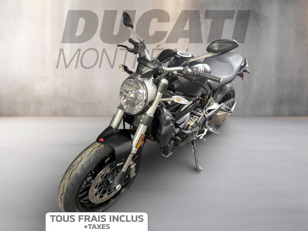 2016 Ducati Monster 821 Dark alt