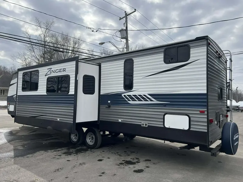 2019 Crossroads RV ZINGER 330 BH **IDÉAL POUR CAMPING STATIONNAIRE** thumbnail 5