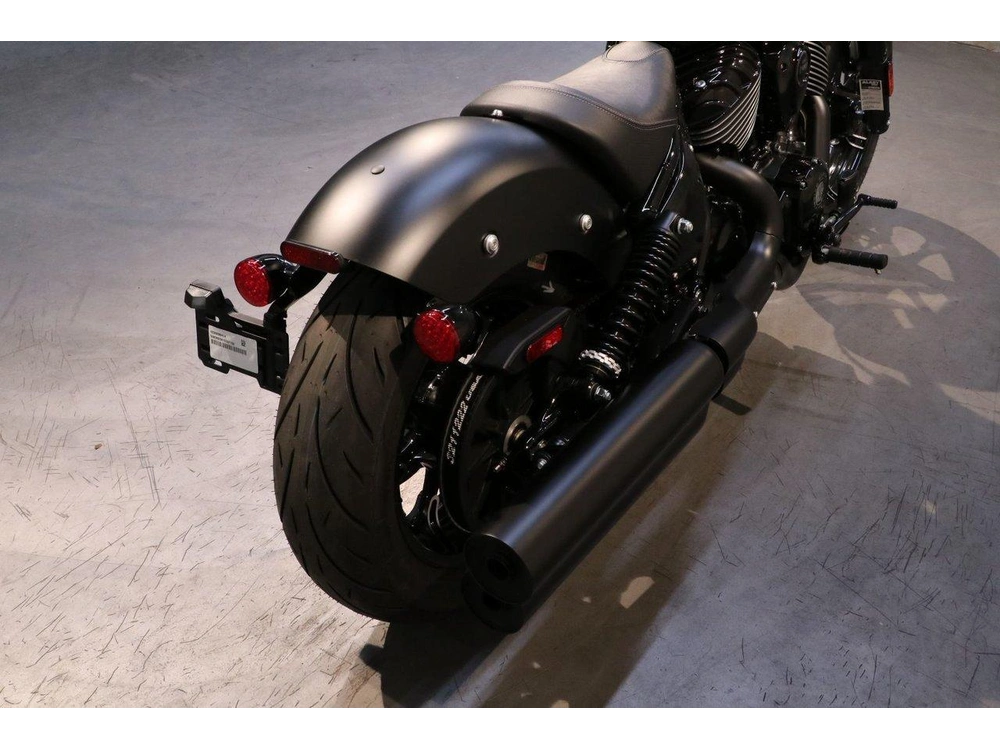 2025 Indian Motorcycle Chief Dark Horse alt