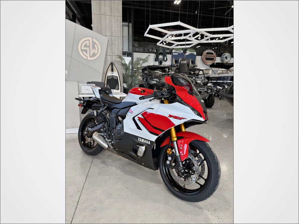 2026 Yamaha Yzf-r7 70th Anniversary alt