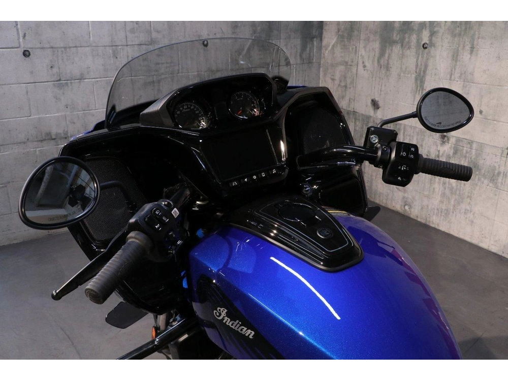 Indian Motorcycle Indian Challenger Dark Horse 2026 alt