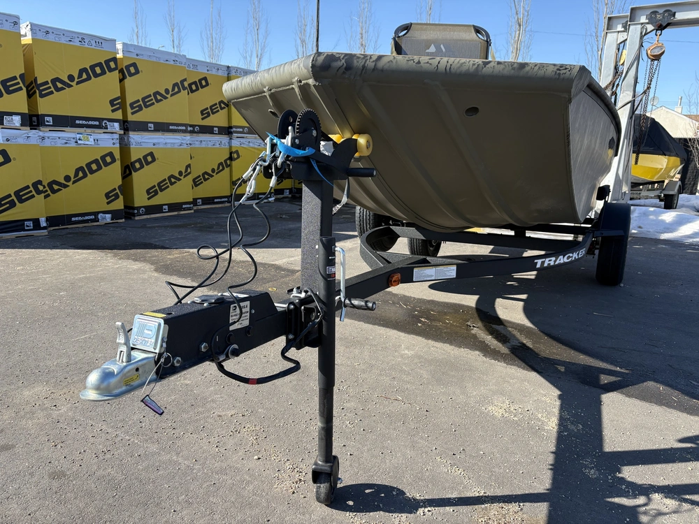 2026 Tracker 1650t Duckboat 40 Tiller 40rlhpt 4s Efi alt