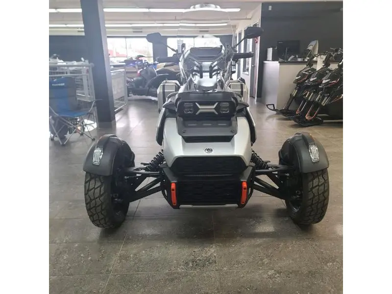 Can-Am Canyon XT 2025