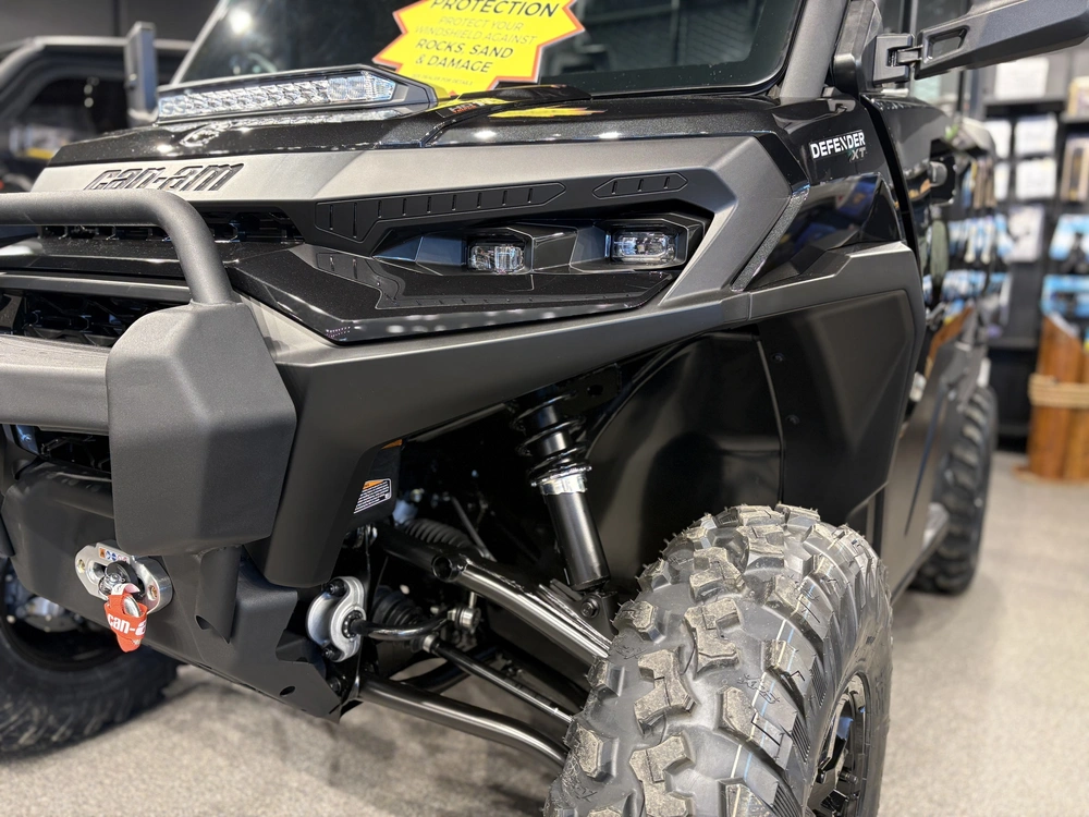 2026 Can-am Defender Xt Cab Hd11-7ltl alt