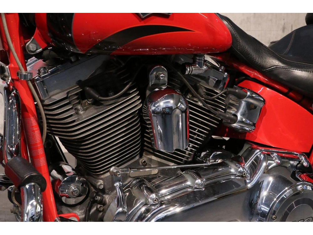 2011 Harley-davidson Harley-davidson Cvo Softail Convertible (flstse2) alt