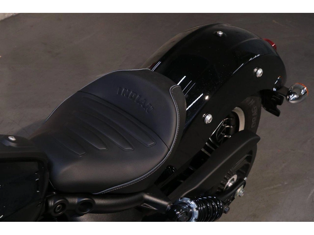 2025 Indian Motorcycle Scout Sixty Classic Limited alt