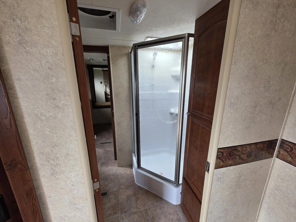 2012 Forest River Flagstaff 31fkss alt