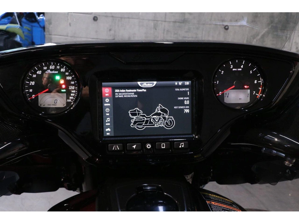 Indian Motorcycle Roadmaster Powerplus Dark Horse +112 & Powerband Audio 2026 alt
