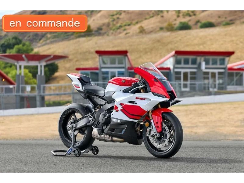 Yamaha Yzf-r9 2026 alt