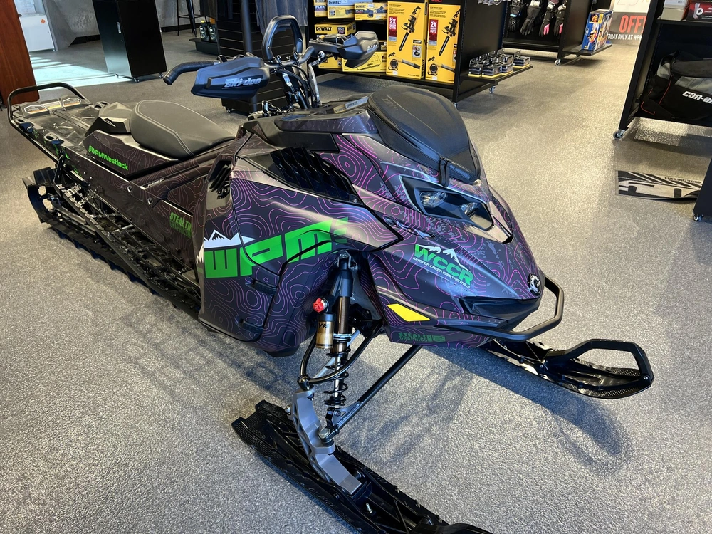 2026 Lynx Shredder Re 3900 850 E-tec Turbo R Powdermax X-light 3.0" Shot W/ 10.25" Touchscreen alt